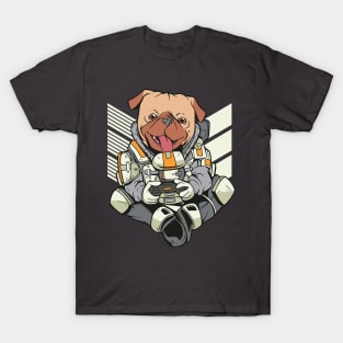 soldier pug T-Shirt